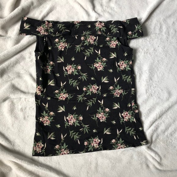 Aeropostale off the shoulder top - Picture 2 of 3